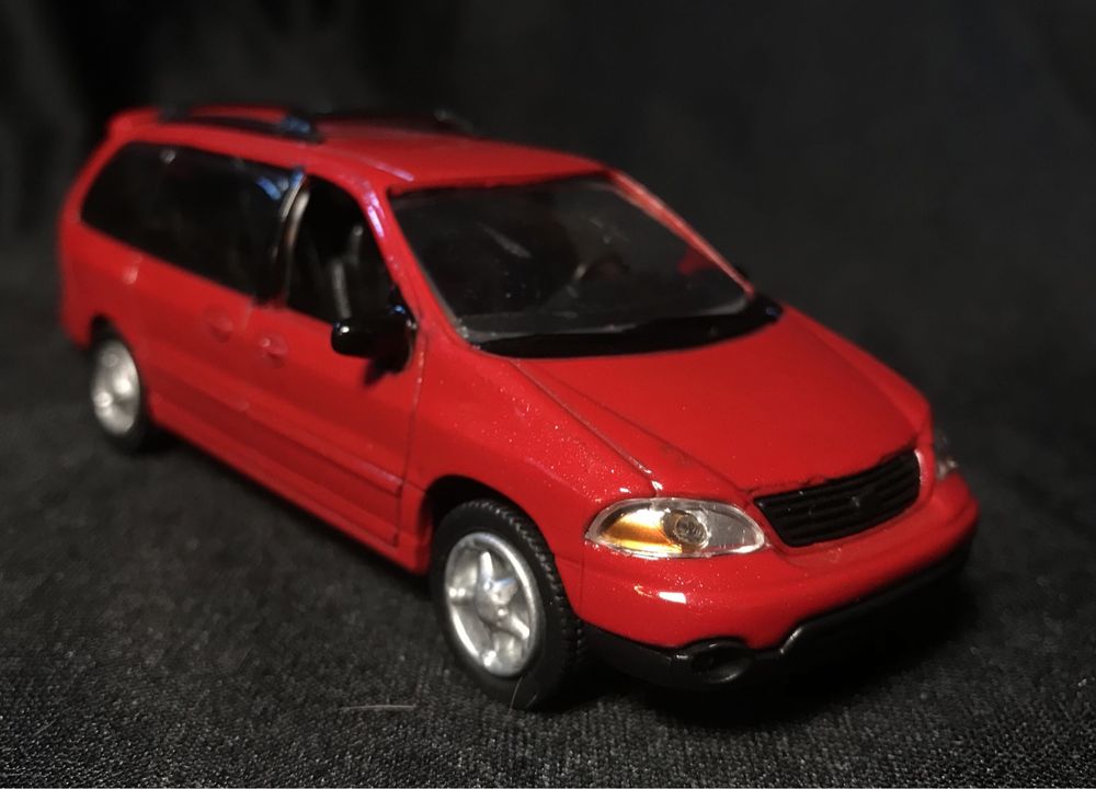 Macheta Ford Windstar, 1:43