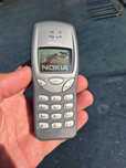 Nokia 3210 impecabil