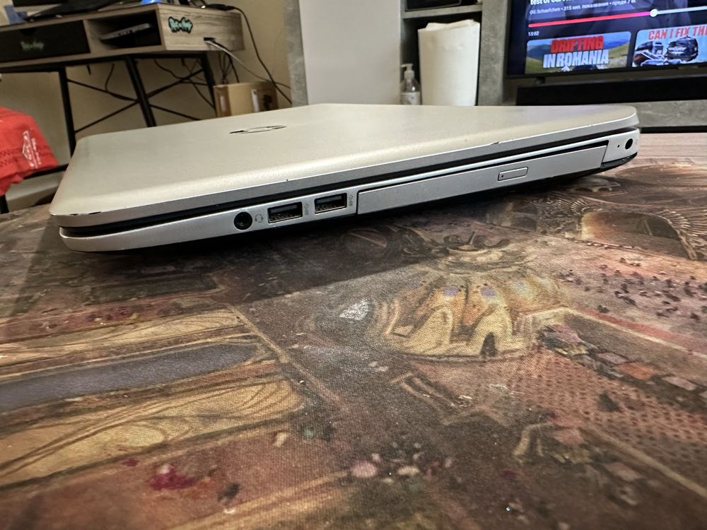 Лаптоп HP Envy 17  Core i7 Nvidia GT740M