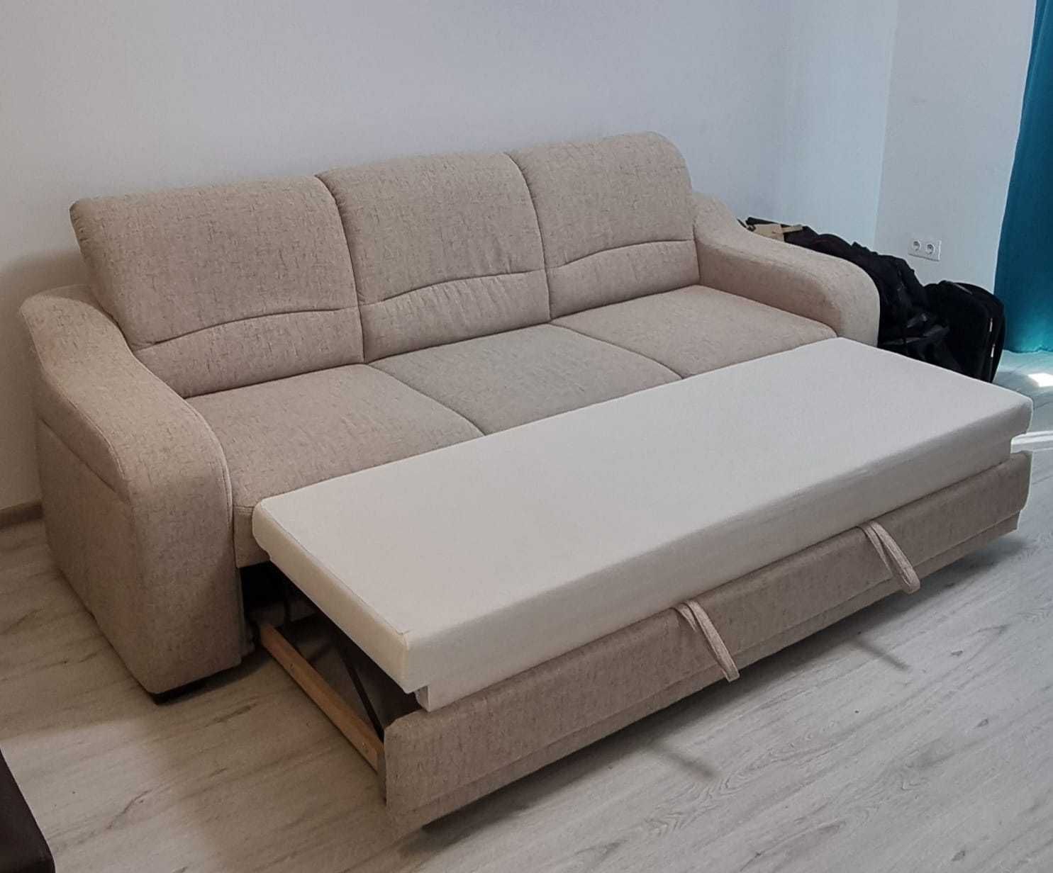 Canapea extensibila 3 locuri CasaRusu