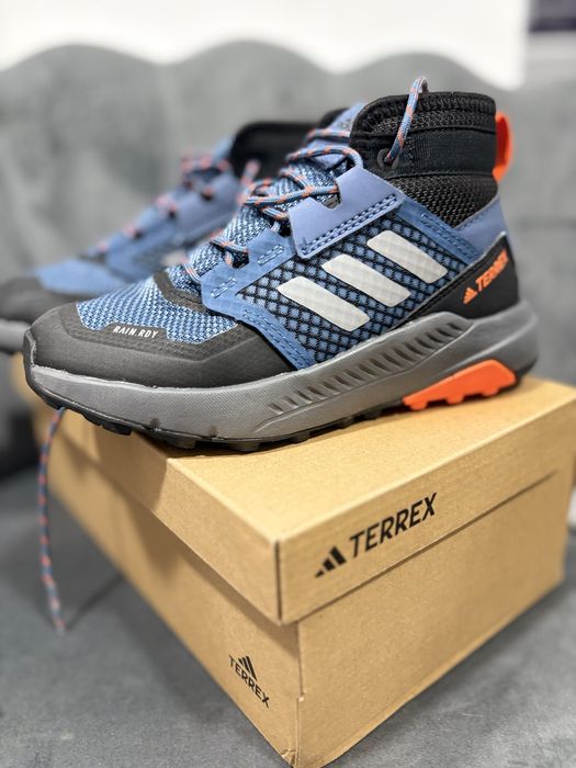 Детски зимни обуеки Adidas terrex