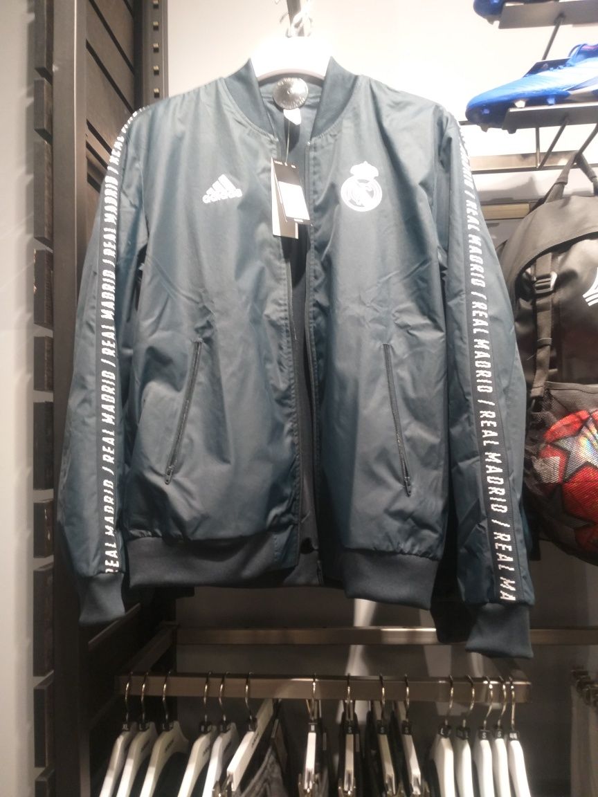 Куртка Adidas...