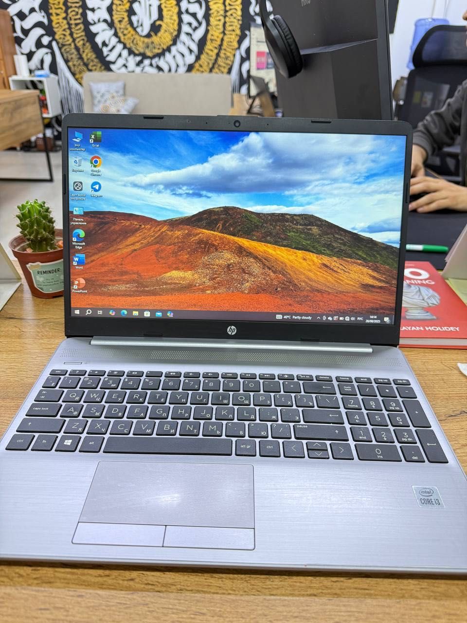 HP notebook sotiladi