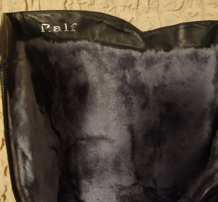 Зимние женские сапоги