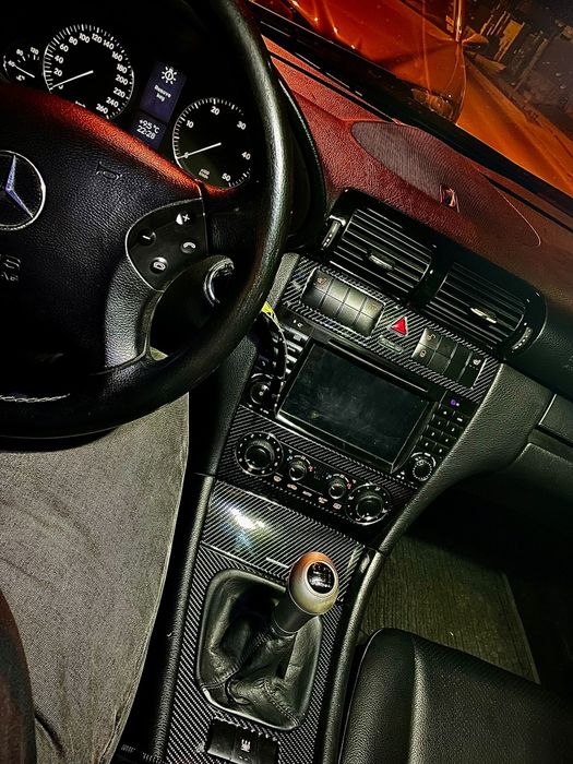 Mercedes-Benz C-Class Avantgarde