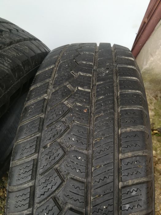 Зимни гуми много запазени!
