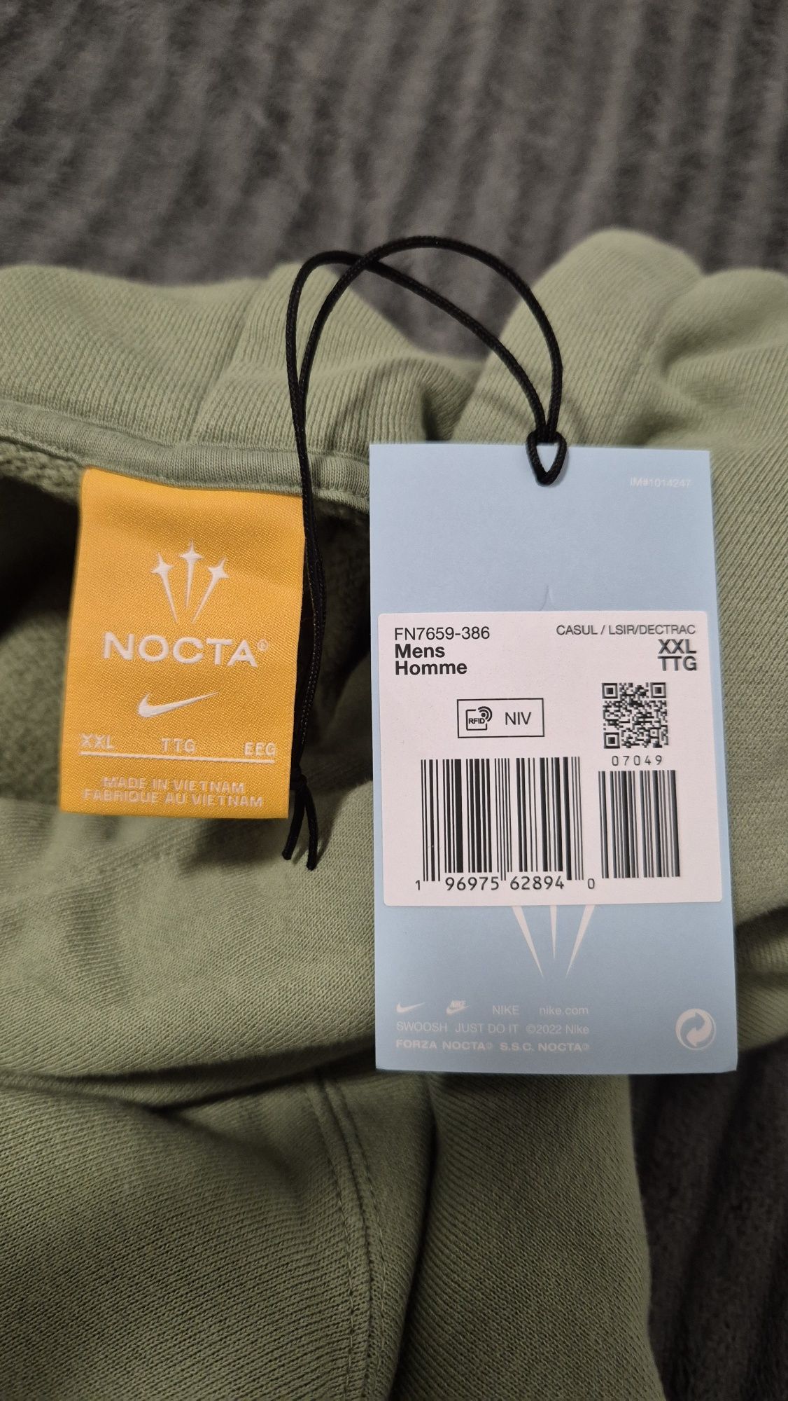 Nike Nocta Суичър, Изцяло нов