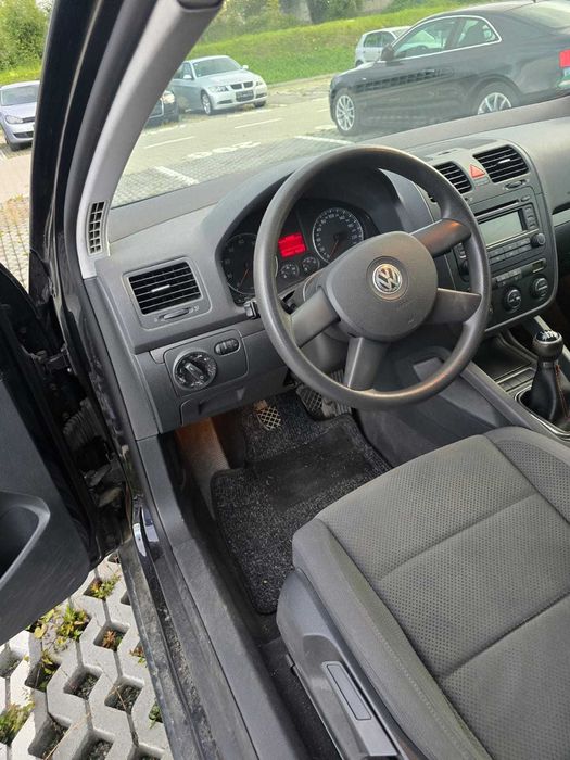 Volkswagen Golf 5 1.6 Benzina