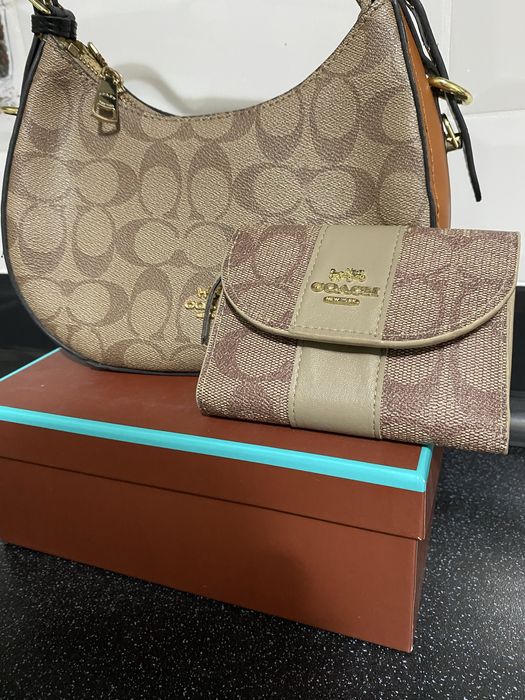 Продам сумку Coach