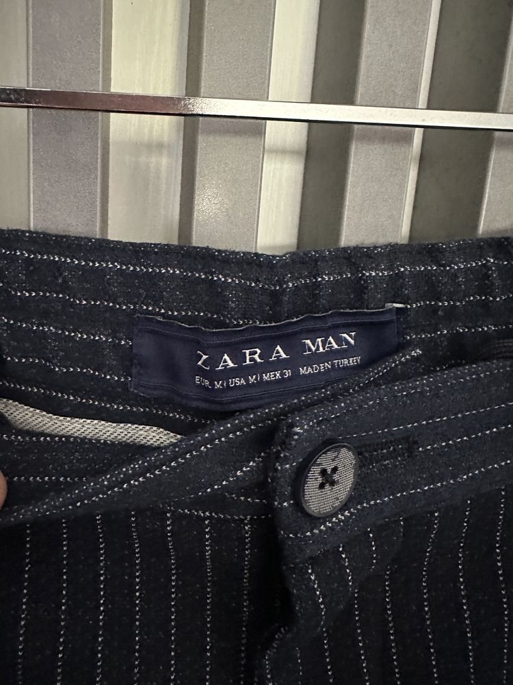 Pantaloni scurti Zara, marimea M