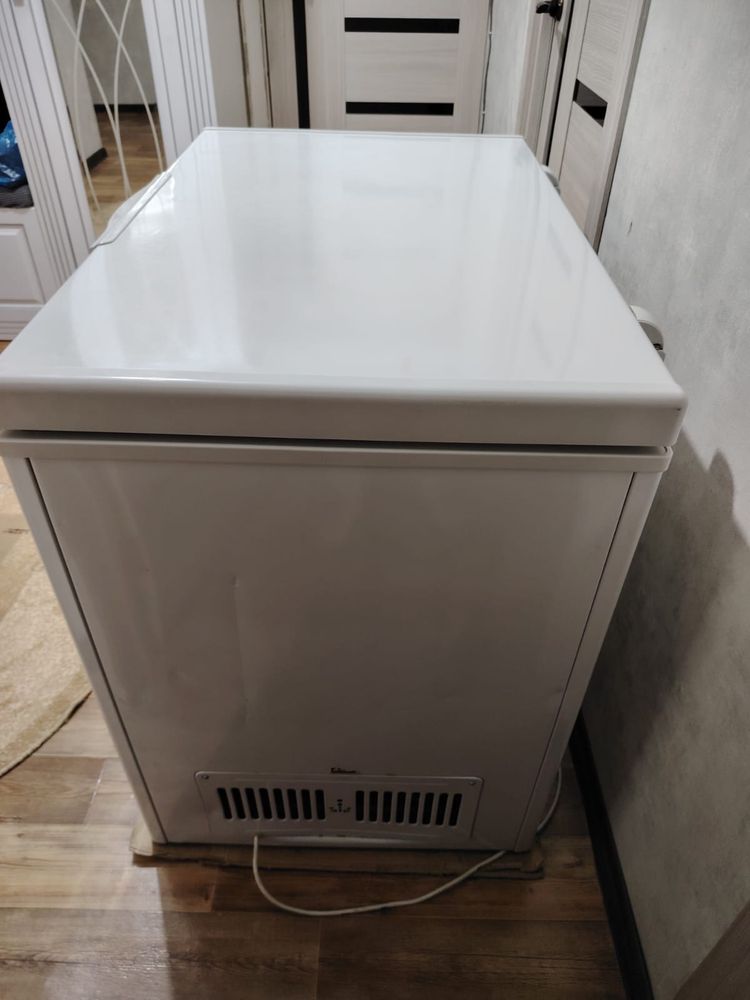 Продаю рабочий морозильник. Возможно доставка