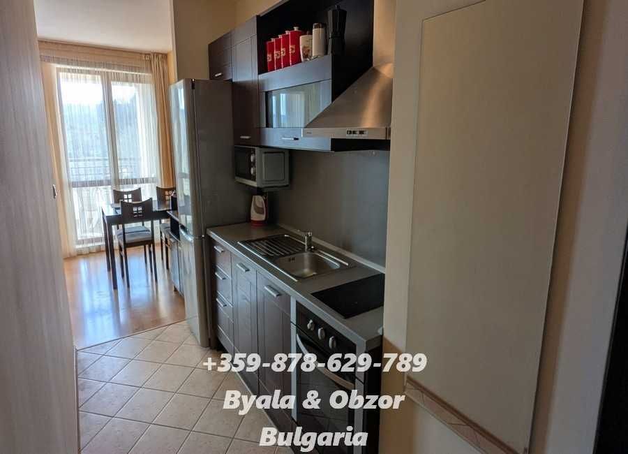 Просторен едностаен апартамент в гр.Обзор с кът за спалня