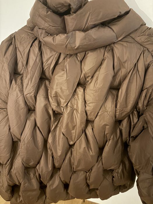 Чисто ново яке актуален модел за сезона