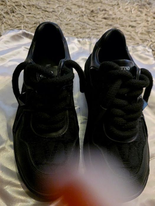 Нови V.a.l.e.n.t.i.n.o ест.кожа 39 размер