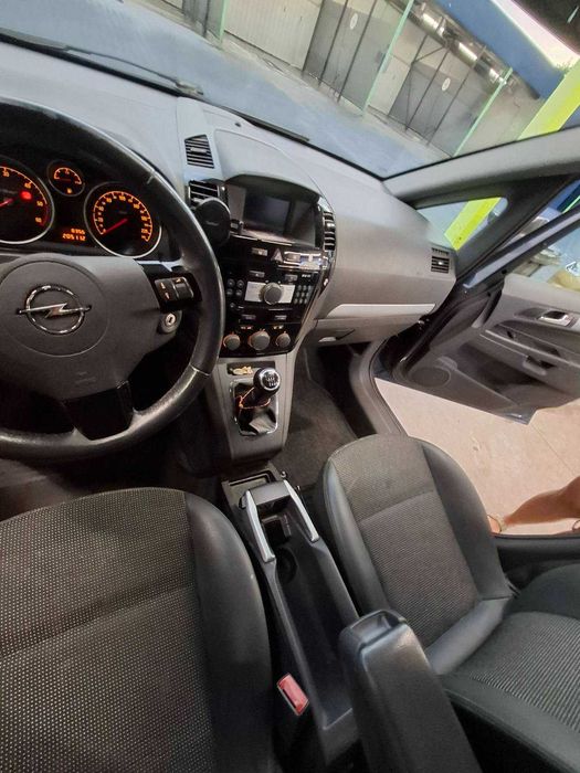 Opel Zafira 1,7 CDTI, 100 Hp