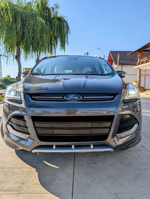 Ford Kuga Ford Kuga 2.0 TDCi, 150CP, 4x4, automat, Euro6, revizie extinsa
