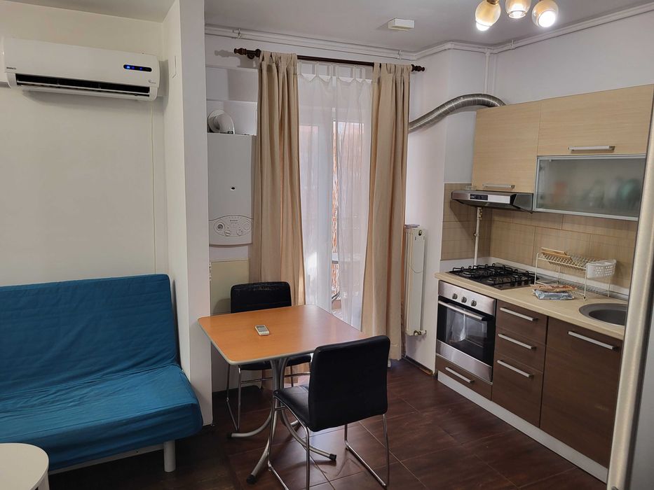 Inchiriez apartament 2 camere Voluntari