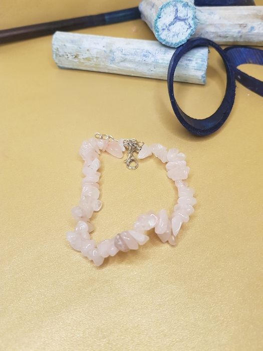 Bratari colorate din pietre semipretioase