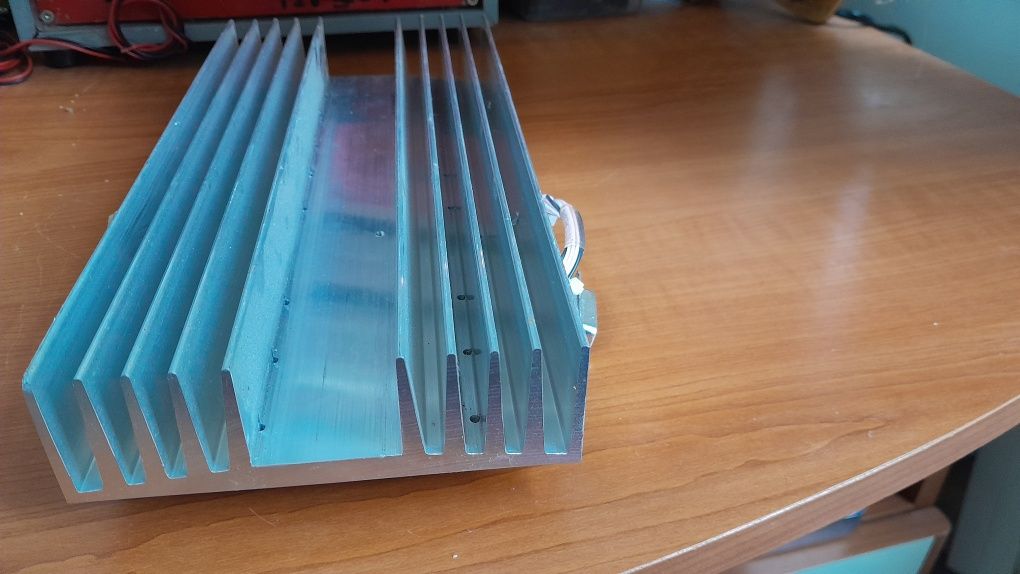 Radiator aluminiu