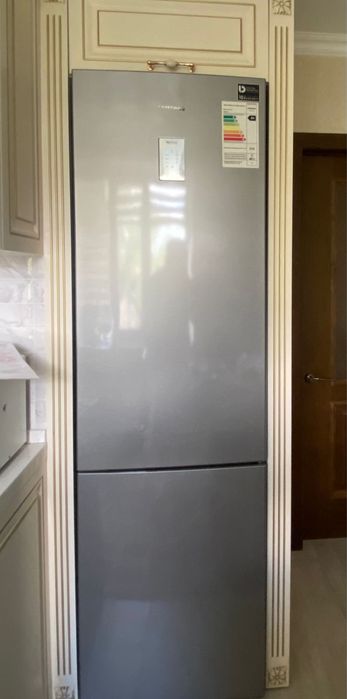 Продам рабочий холодильник