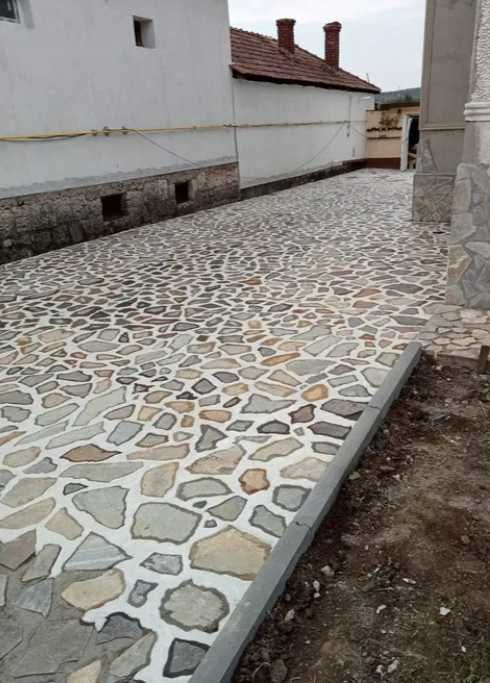Piatra naturală pentru alei, jardiniere și spații verzi