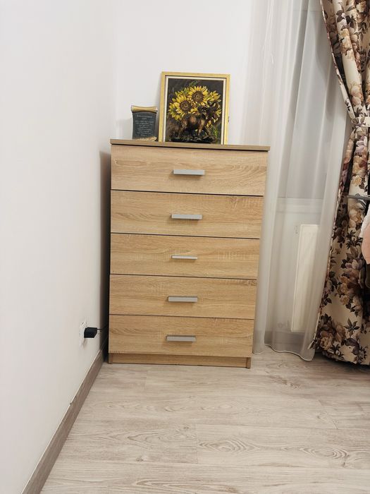 Comodă cu 5 sertare  stejar deschis, fara defecte