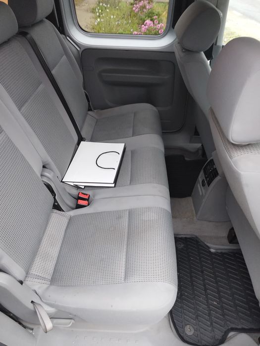 caddy 5 locuri usi pe ambele parti