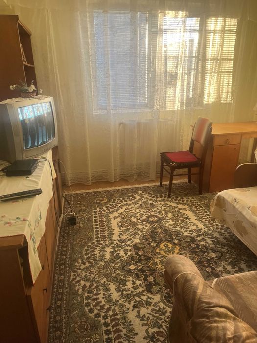 Inchiriez apartament 2 camere