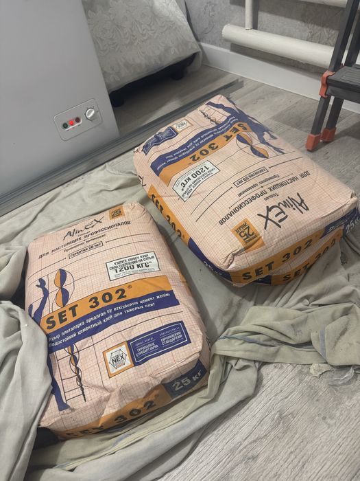 Продается кафельный клей