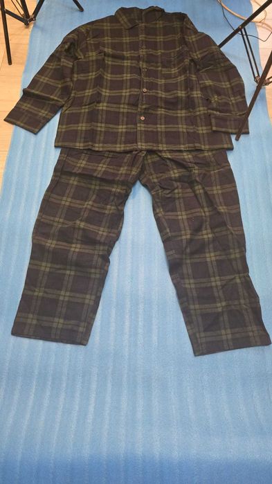 Pijama calduroasa si foarte confortabila