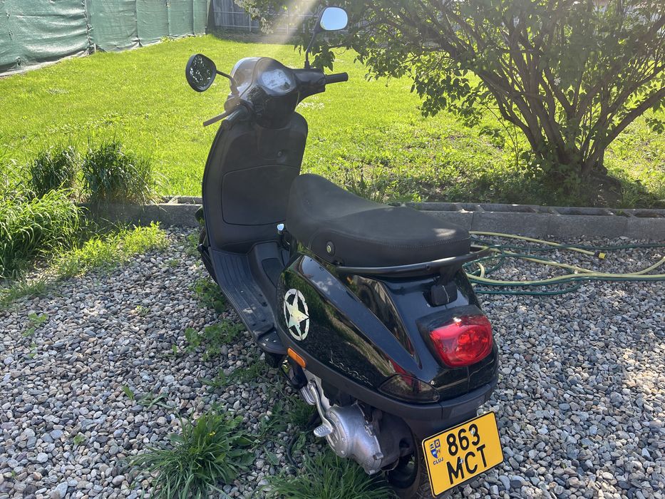 Vand Scuter Vespa