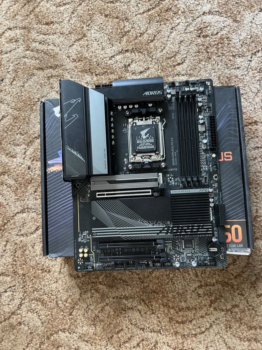 Plăci de bază Gigabyte B650 Gaming X AX și B650 Aorus Elite AX defecte