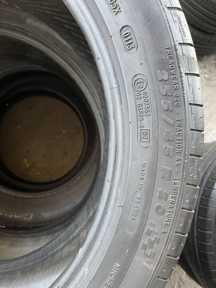 255/45/R20 Michelin Latitude Sport