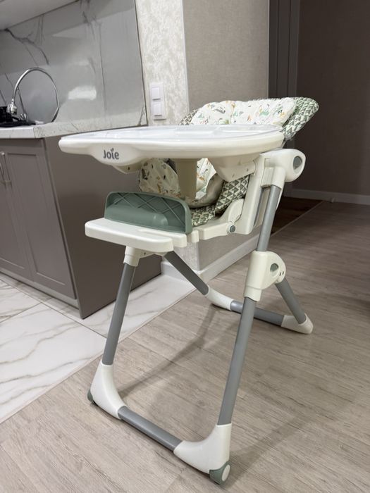 Стул для кормление Joie