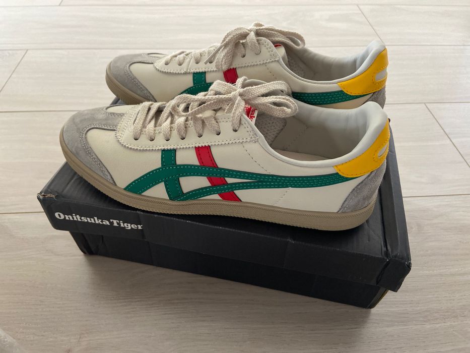 кроссовка мужская