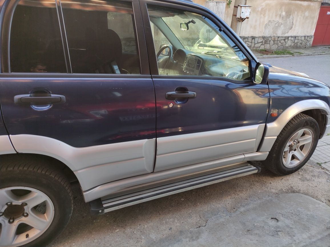 Степенки Suzuki Grand Vitara