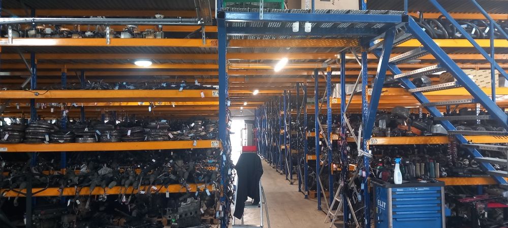 Montam rafturi metalice orice model 556x777