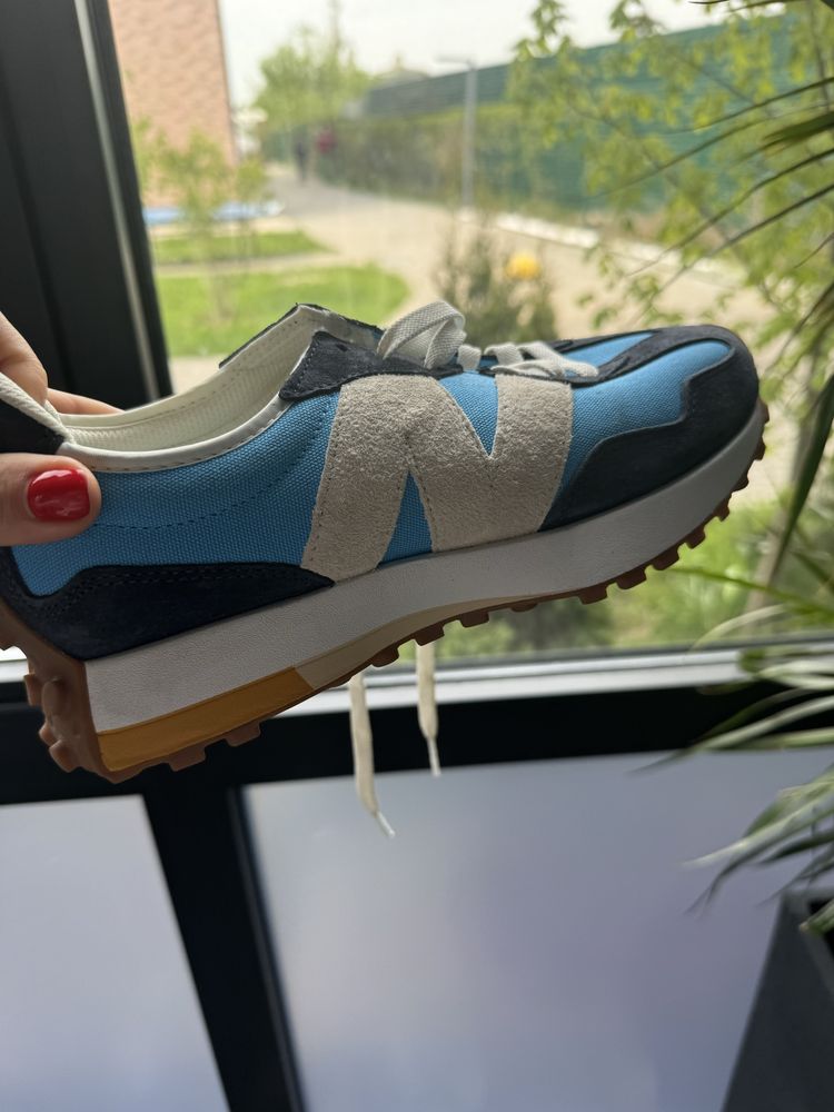 Кроссовки  new balance новые размер 41-42