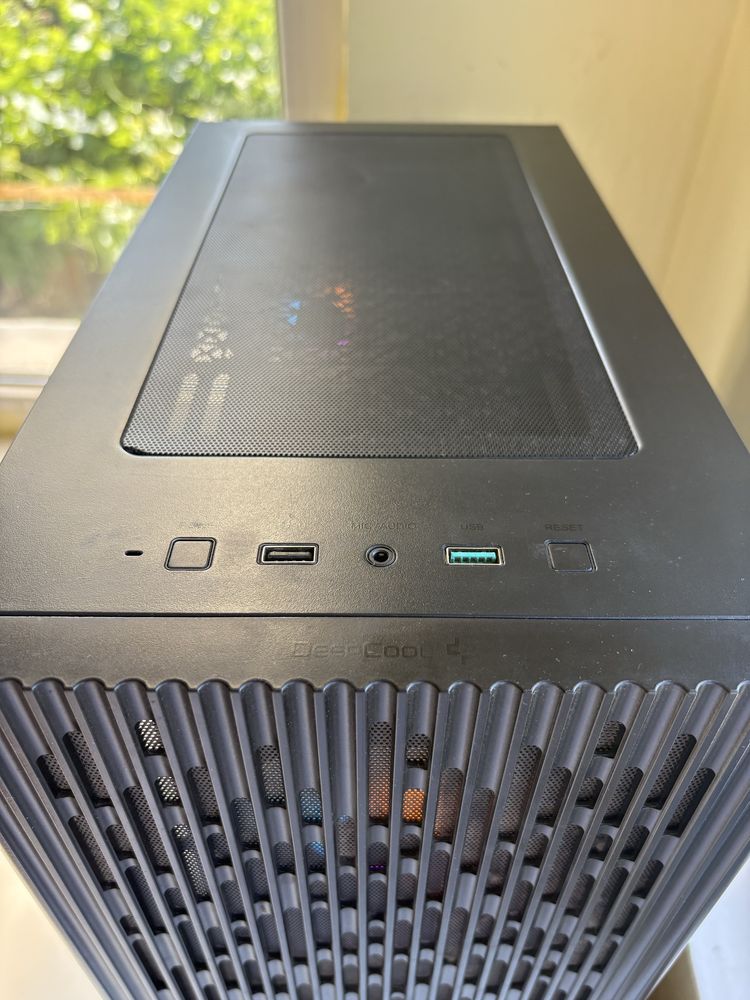 КАТО НОВ Е Геймърски компютър, RYZEN 5, 16 RAM, RX 6600 8 GB GAMING PC