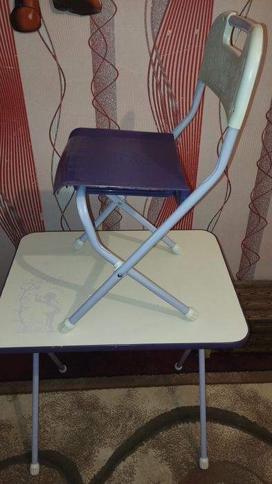 Продается детский стол и стул, б/у