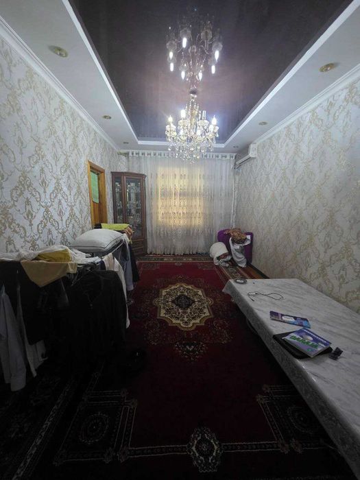 Продаётся 3/3/4 на Юнусабаде 8 квл, площадь 68м2