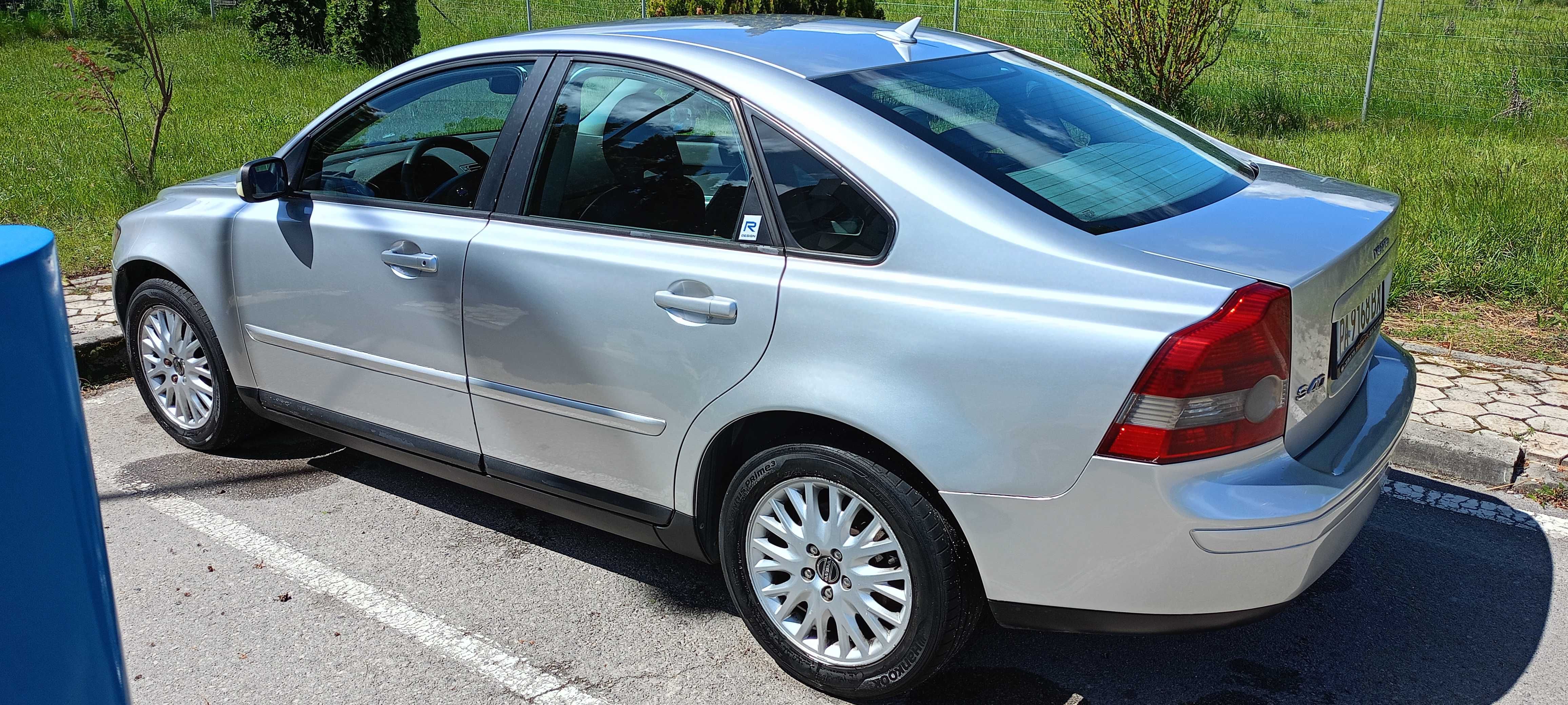 Продавам Volvo s40 на старо