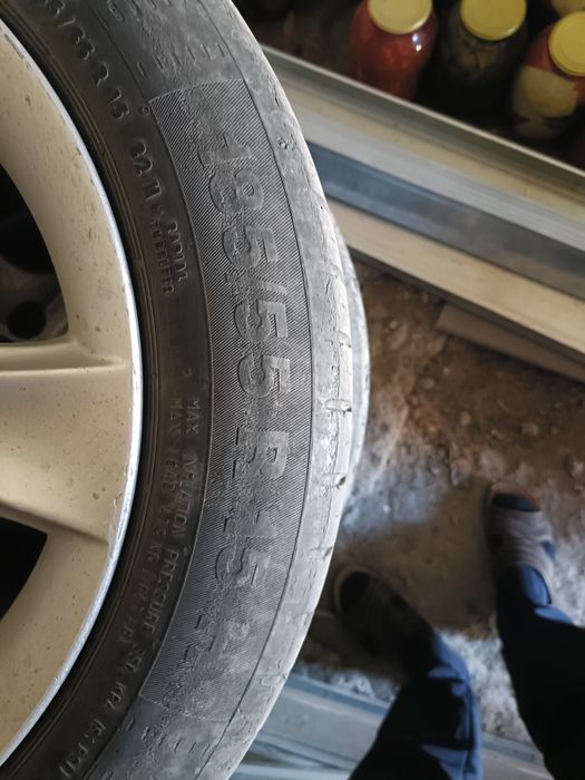 Титан  и пакришка