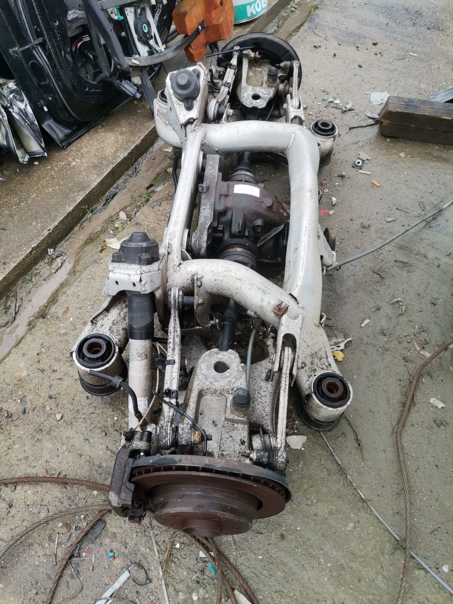 Punte spate completa BMW E39 2.5 D combi