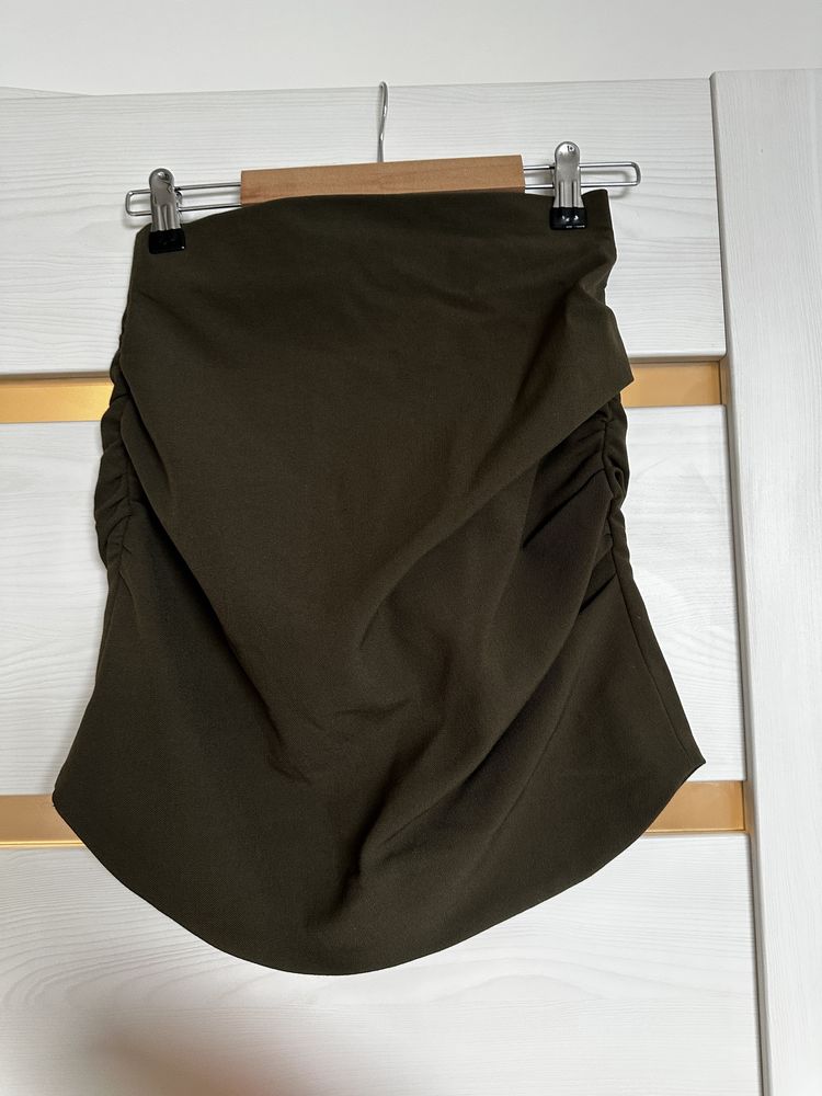 Продавам къса пола от Zara