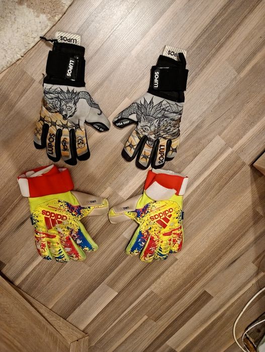 Mănuși portar mărime 10-12 !