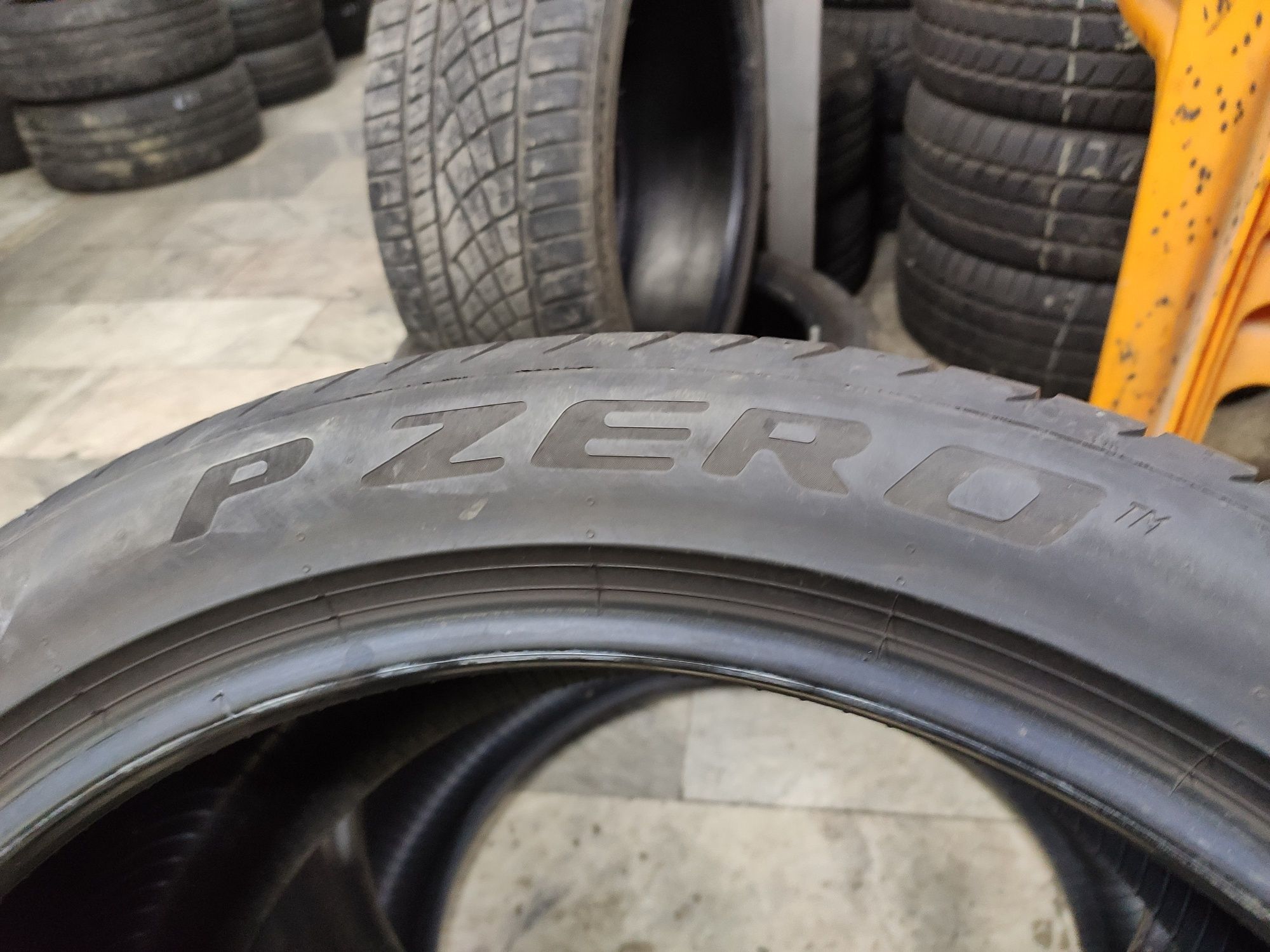 2бр Летни Гуми 315 35 21 - Pirelli