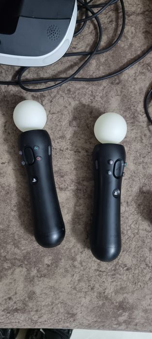 PS4 VR ochki sotiladi polik navarot komplekt