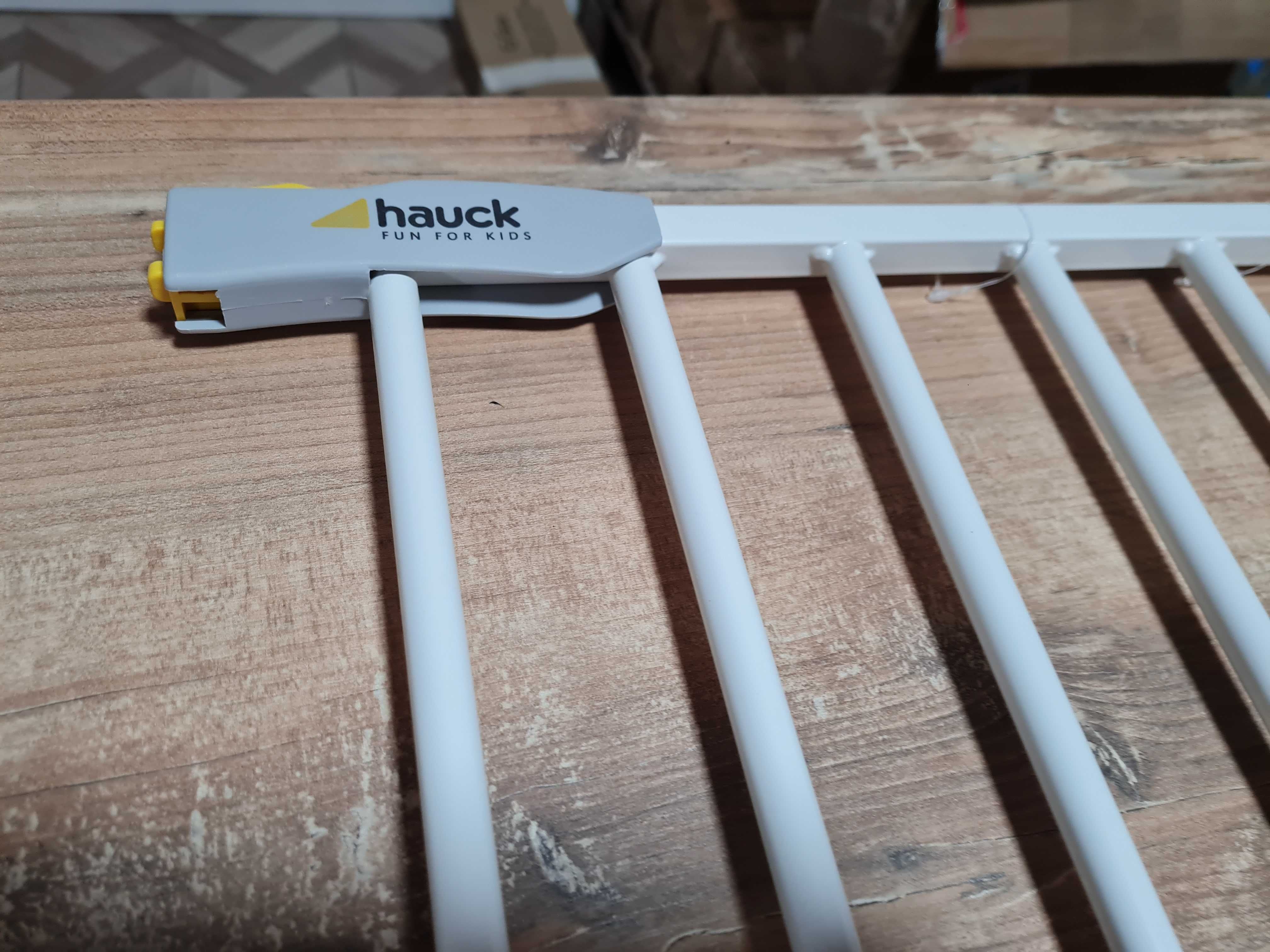 Poarta de siguranta Hauck, Extensii incluse , 75-80 cm, Negociabil