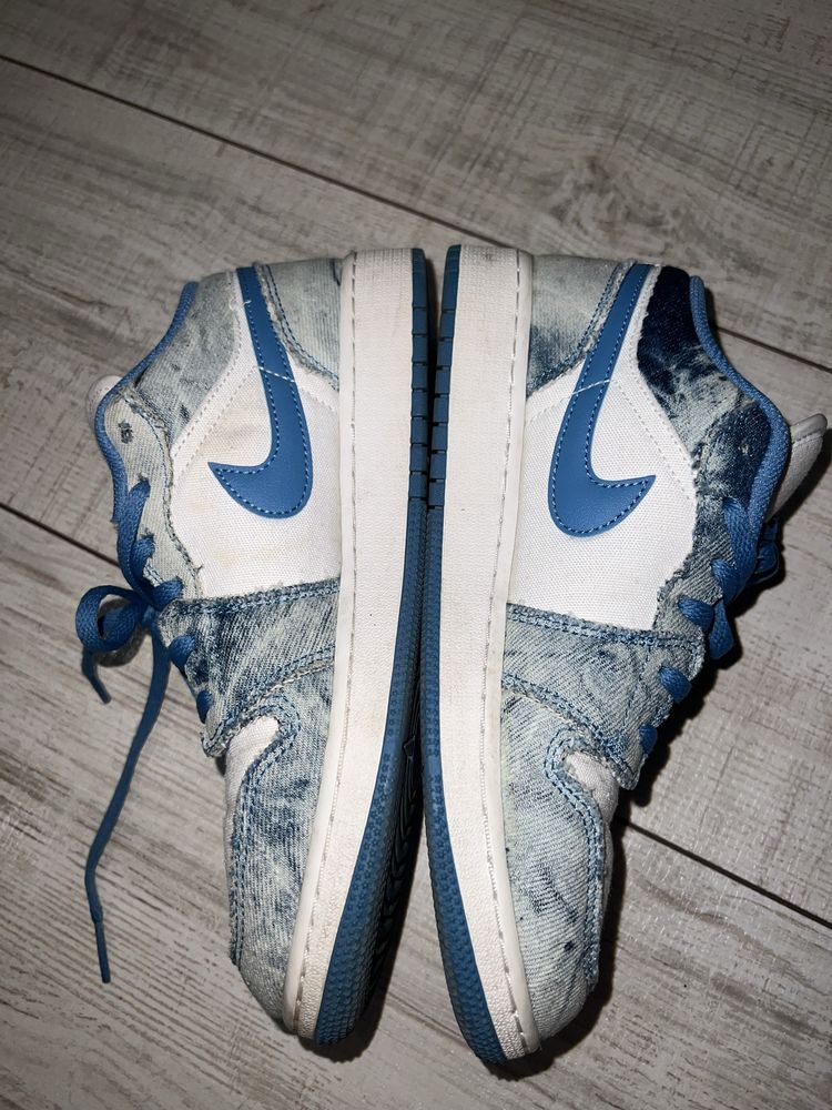 Air Jordan 1 Low Washed Denim